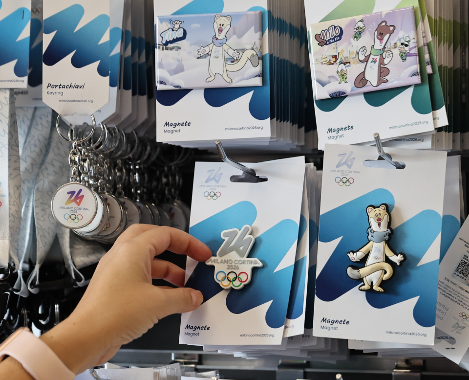 NeWwE, 李京 NeWwE, 李京