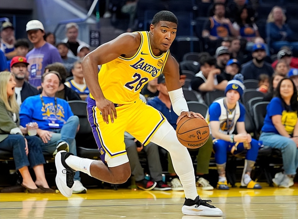 他也是抓住 他也是抓住