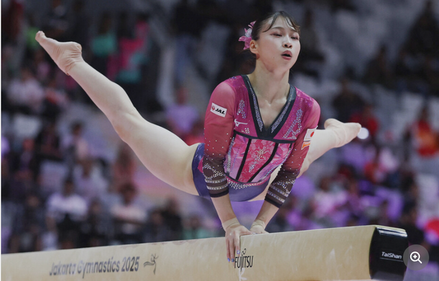 随后的自由, 实力, 胃不适