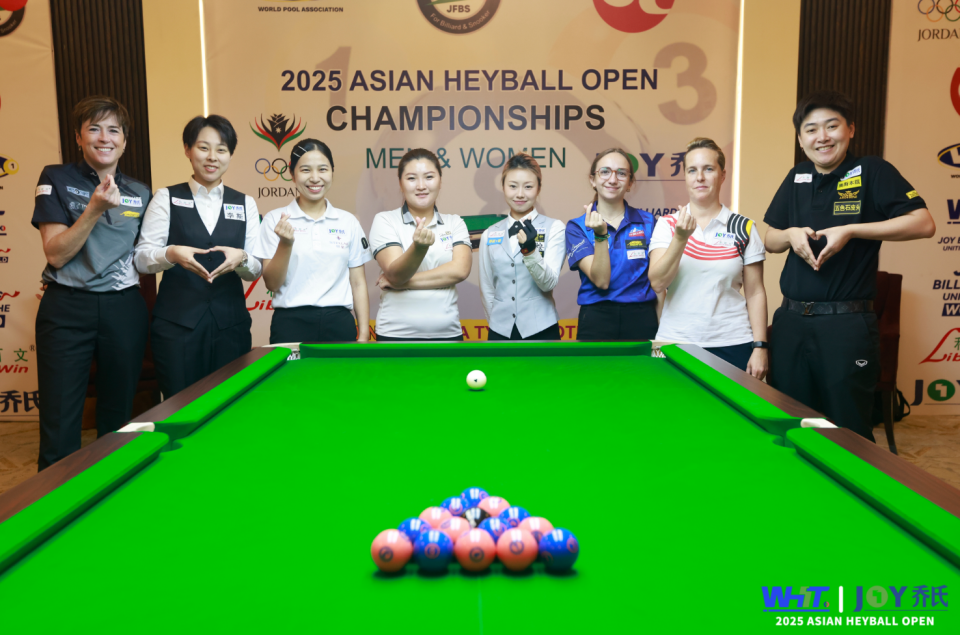 同胞, 式八球运动 同胞, 式八球运动